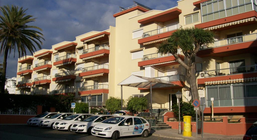 Apartamentos Las Palomas Beach