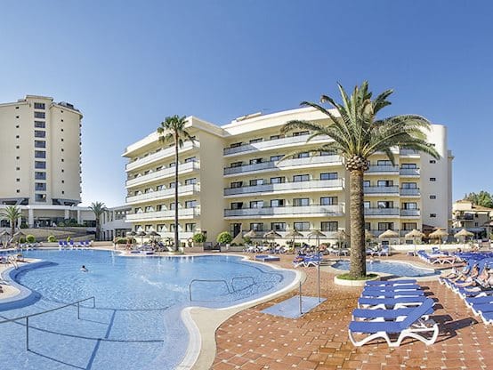 Hotel Puente Real